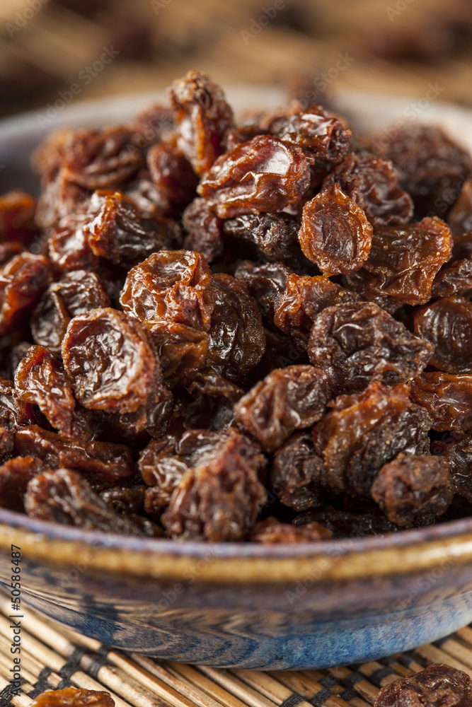 Obraz premium Organic Dried Raw Raisins