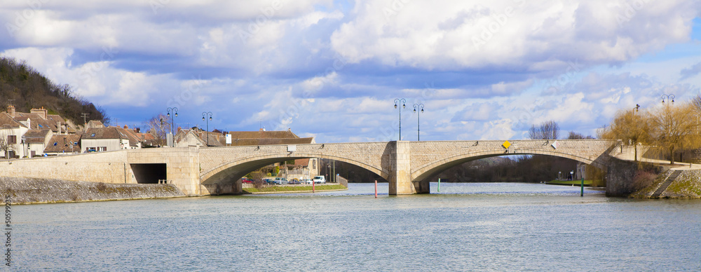 Fototapeta premium Montereau Fault Yonne