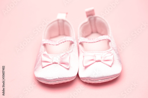 Baby girls pink booties
