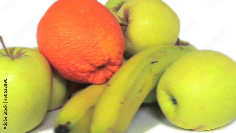 Apples, bananas and oranges Apples, bananas and oranges