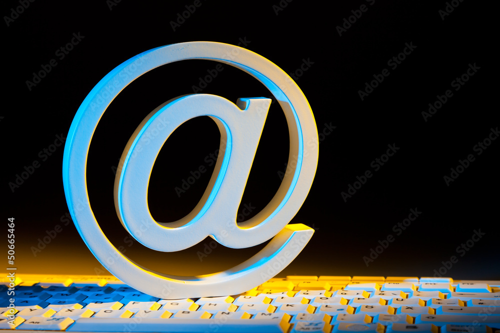email tastatur zeichen