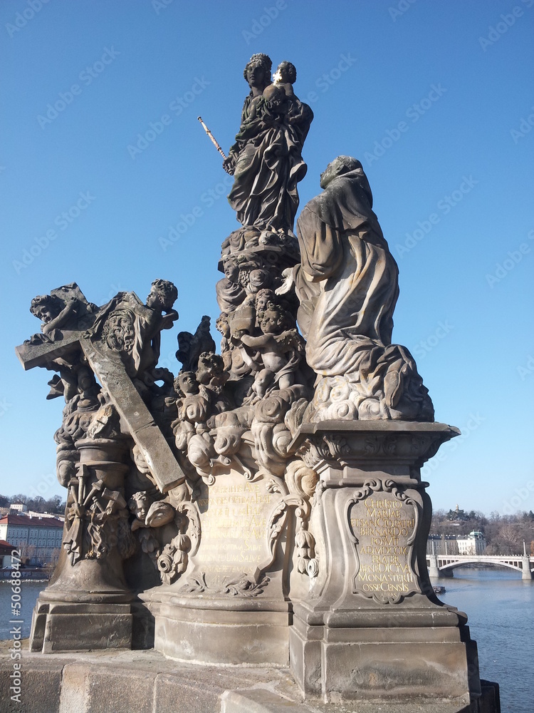 Obraz premium Statue on Charles bridge