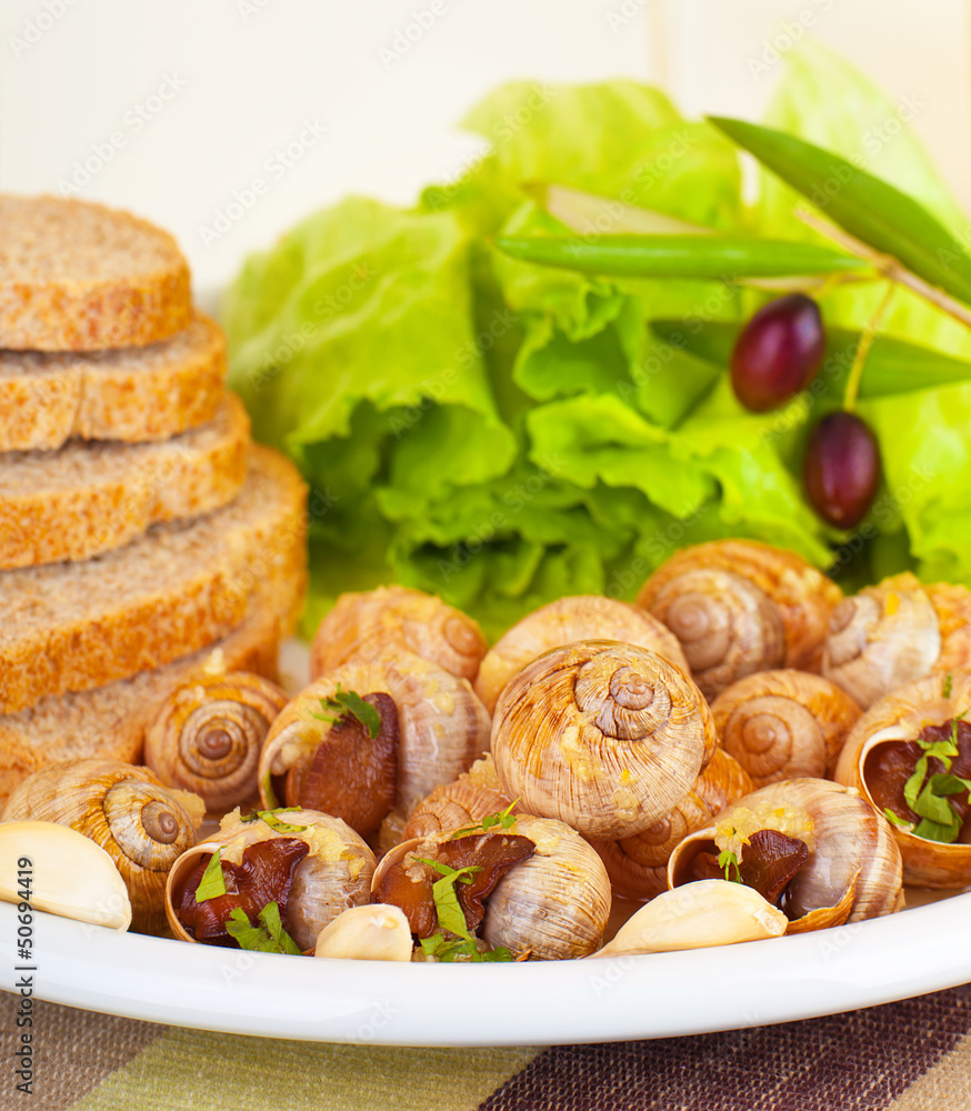 Escargot with green salad