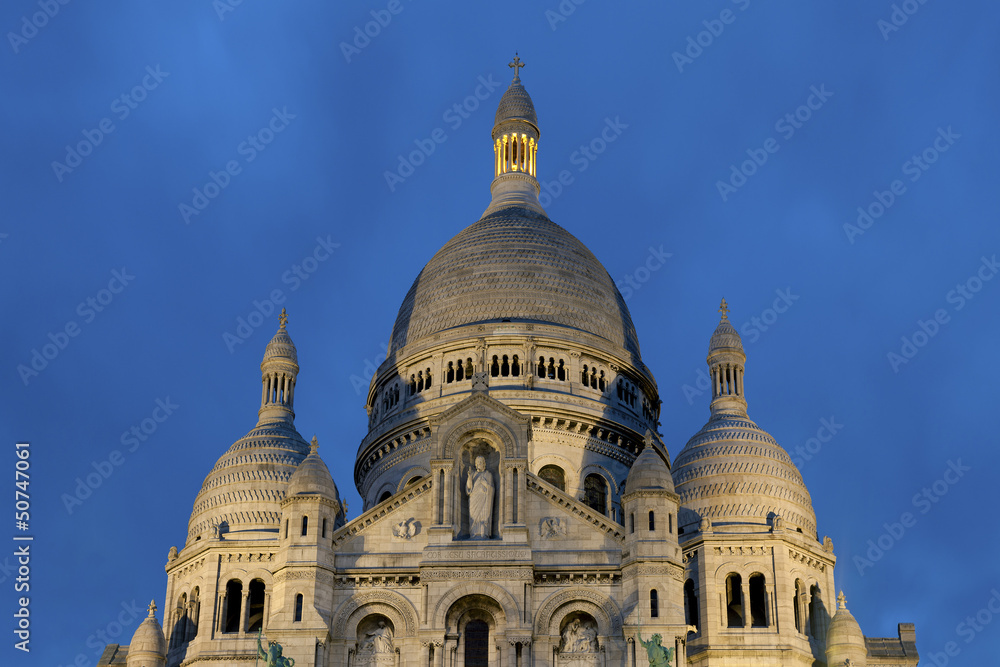 Nightfall in the sacre coeur, Montmartre, Paris, Ile de France,
