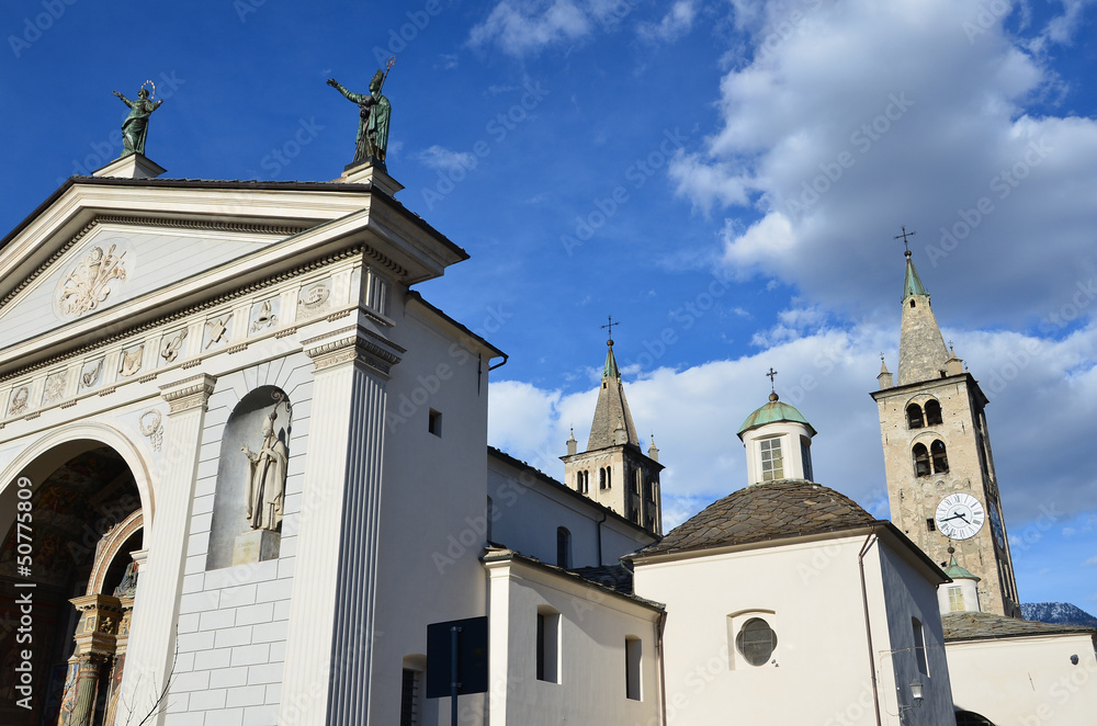 Fototapeta premium Италия, г.Аоста, Кафедральный собор.