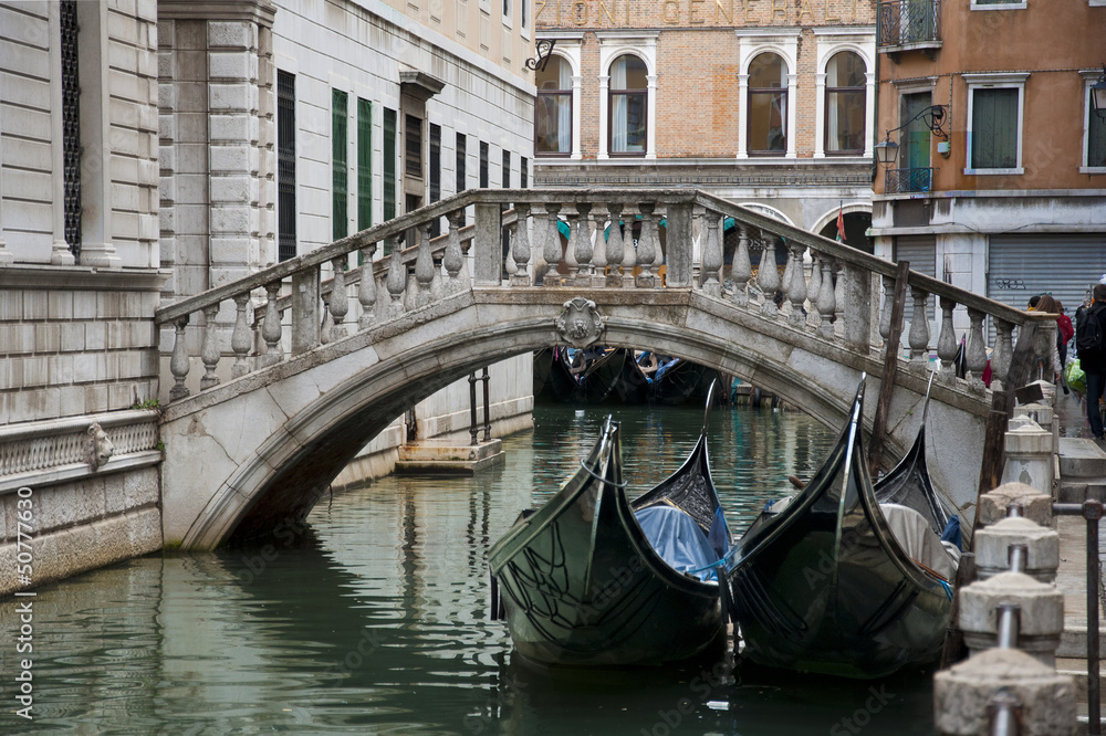 Ponte con Gondole - Venezia