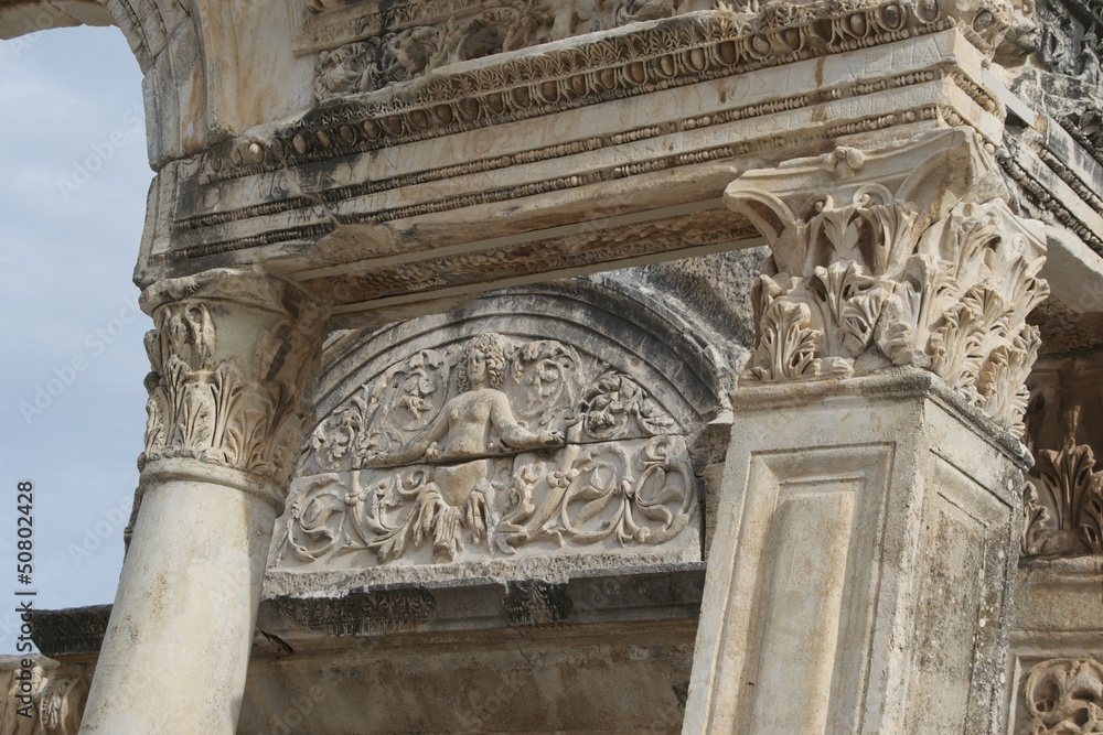 Medusa am Hadrian Tempel in Ephesos