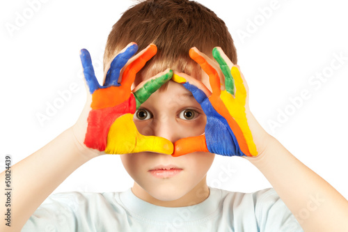 nice kid with stained coloured hand