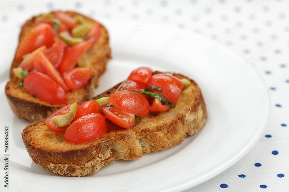 Bruschetta mit Tomaten Bruschetta mit Tomaten