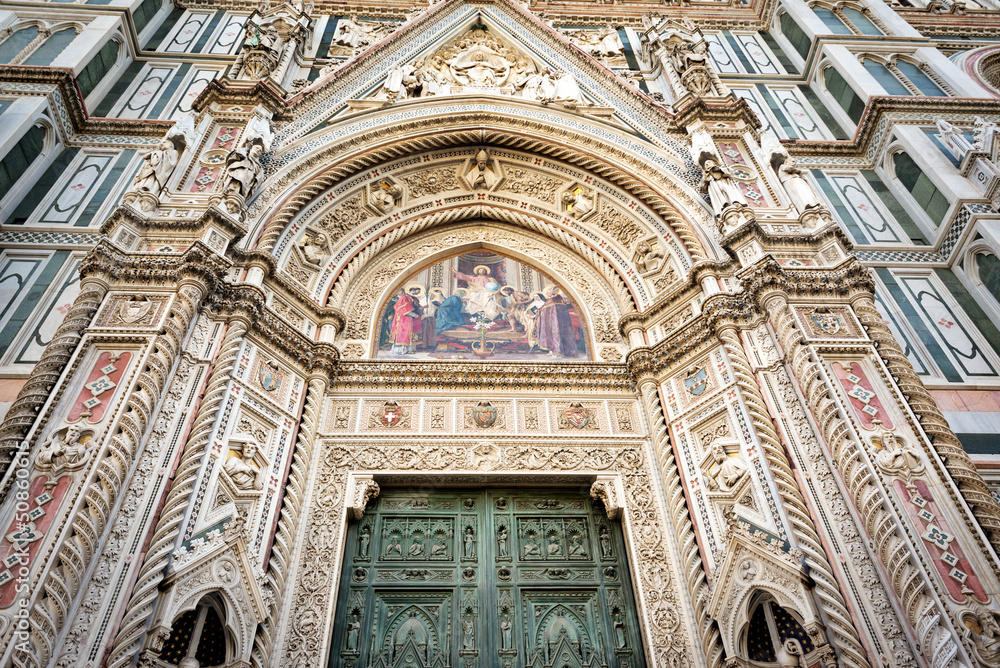 Facciata del Duomo di Firenze Facciata del Duomo di Firenze