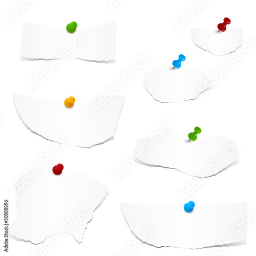 Sammlung - Papierfetzen mit Pin