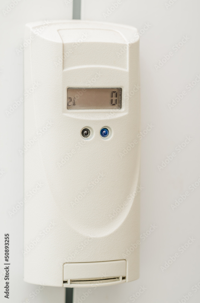 Heat Recording Device Mounted On Radiator