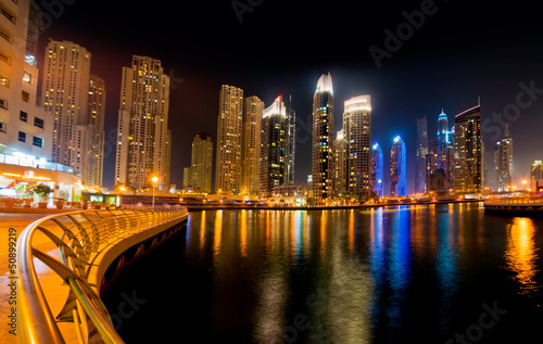 Obraz na płótnie Dubai Marina by night w salonie