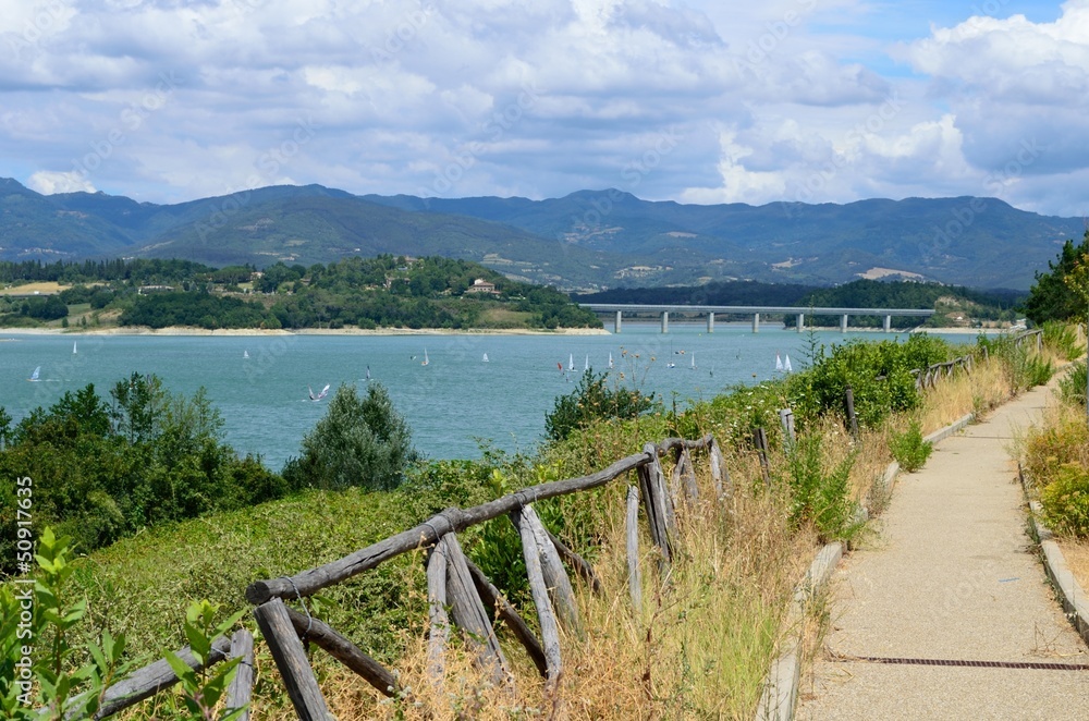Panoramic path along Lago di Bilancino, Tuscany