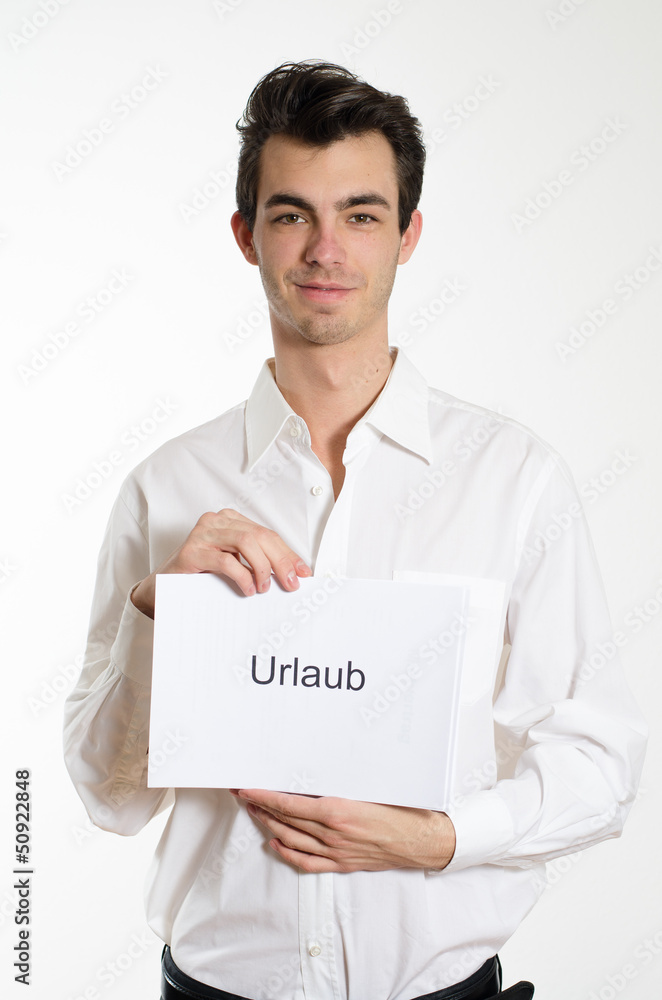 Junger Mann freut sich auf Urlaub Junger Mann freut sich auf Urlaub
