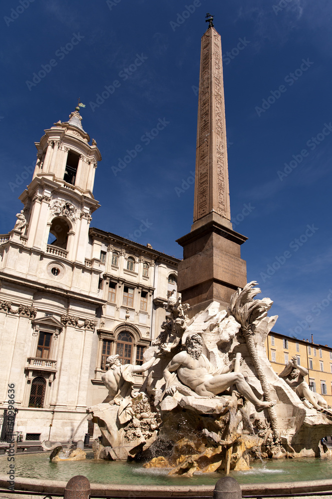 Rom Brunnen auf Piazza Navona mit Obelisk