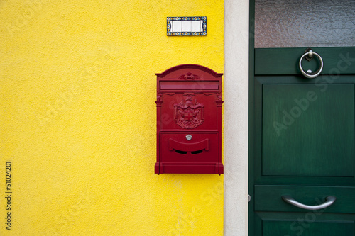 Foto Door with red letterbox