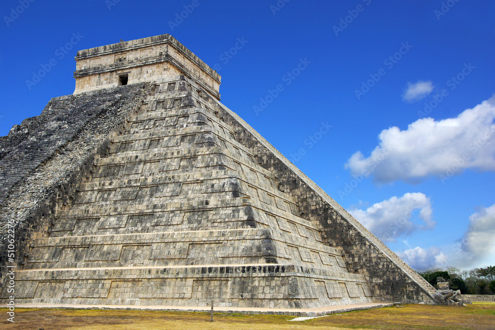 pyramide de Kukulcan pyramide de Kukulcan