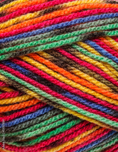 Multicolored yarn © Grafvision