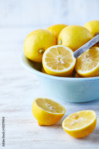 Fresh lemons in a bowl