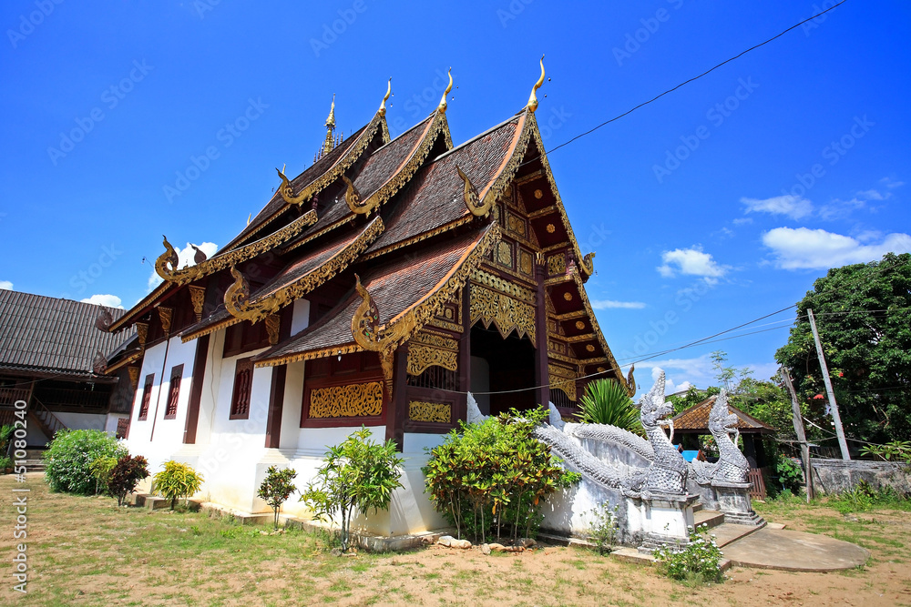 temple architecture in Lanna northern style of wat Phutha En