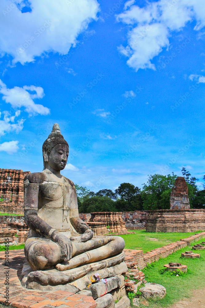 Obraz premium Wat Phramahathat in Ayuthaya province of Thailand