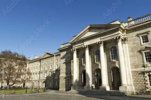 Obraz na płótnie Trinity College w salonie