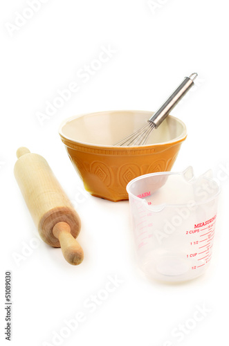 Baking utensils
