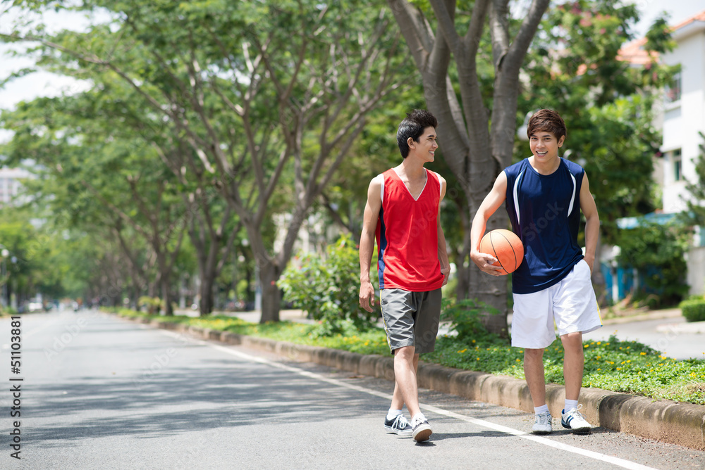 Walking sportsmen