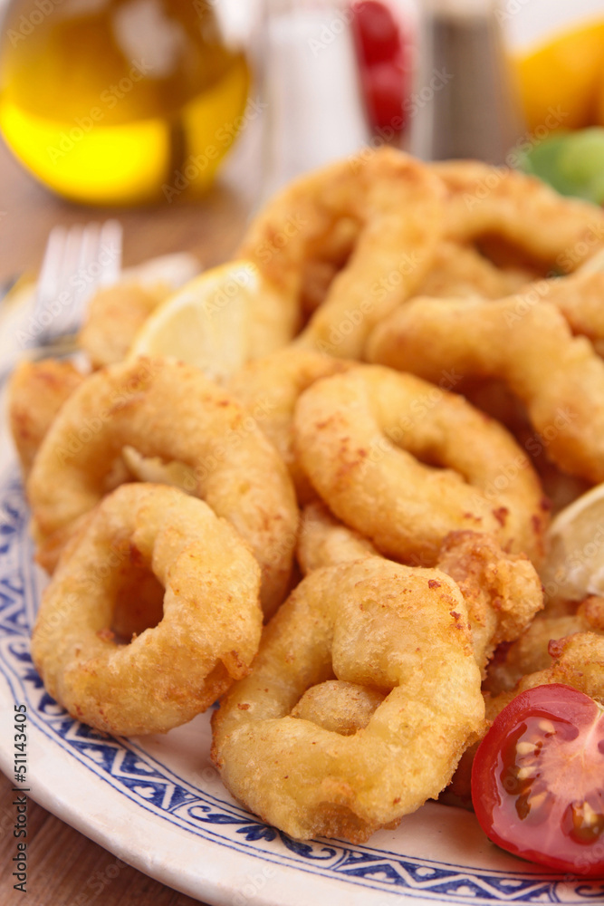 fried calamari and lettuce fried calamari and lettuce
