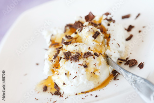 cottage cheese with honey and chocolate