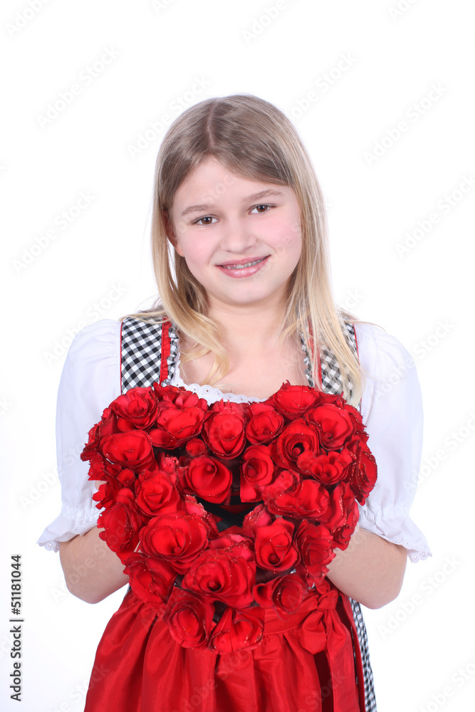 Süßes Mädchen im Dirndl mit Rosenherz - bavarian girl Süßes Mädchen im Dirndl mit Rosenherz - bavarian girl