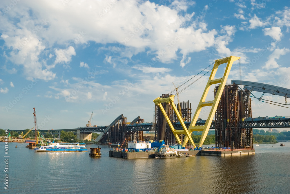 Строительство моста через Днепр 