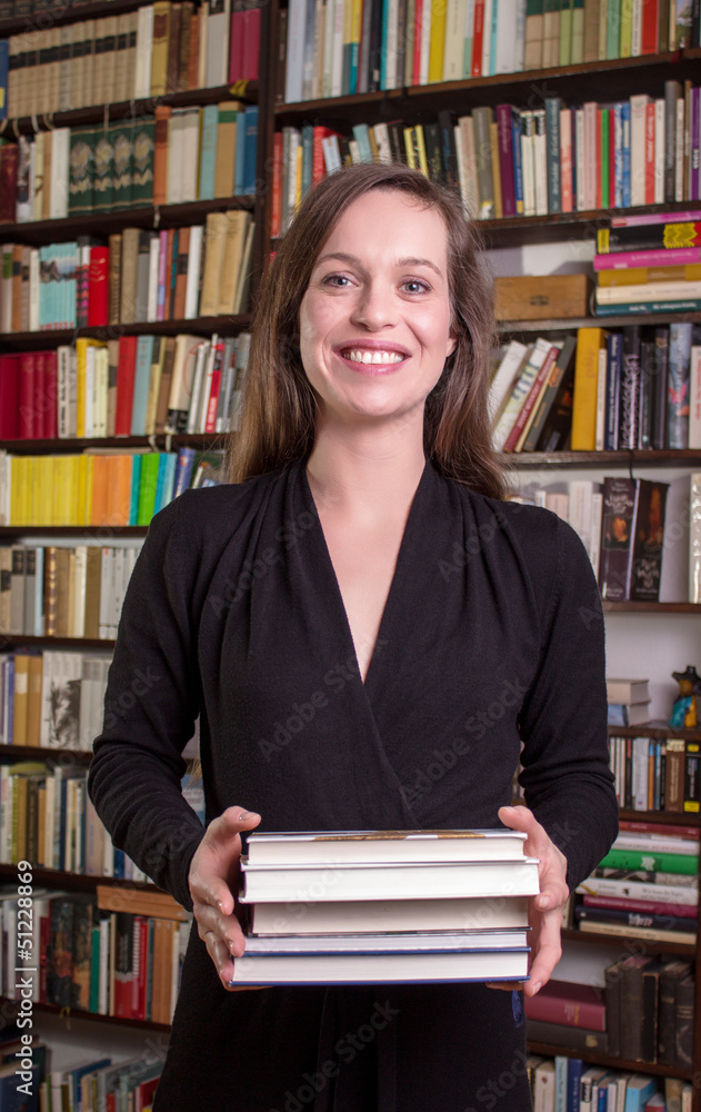 Junge Frau mit Büchern Junge Frau mit Büchern