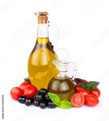 Fototapeta Naklejka Na Ścianę i Meble -  olives and a bottle of olive