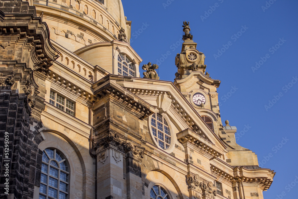 detail von der frauenkirche in dresden