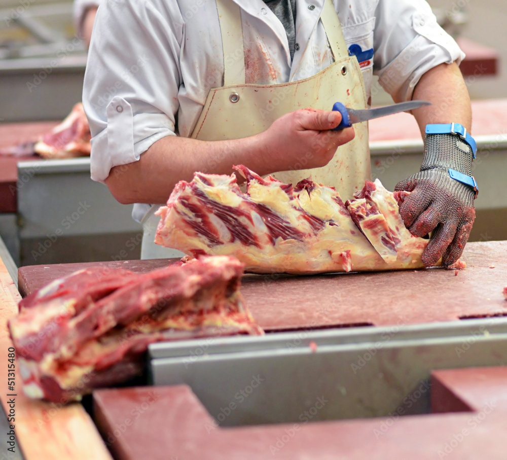 Metzger im Schlachthof // butcher in slaugtherhouse