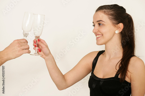 junge Frau mit Glas