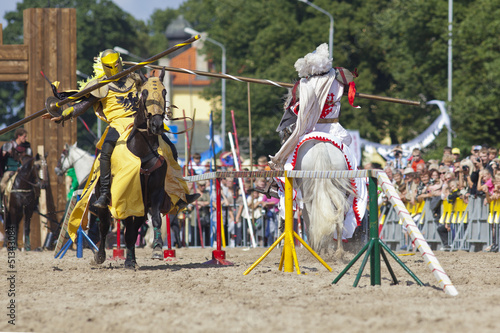 knights jousting