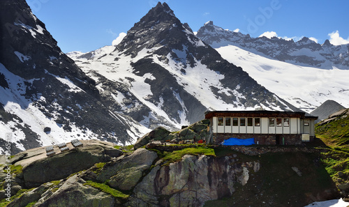 alpes,refuge des evettes en haute maurienne,savoie