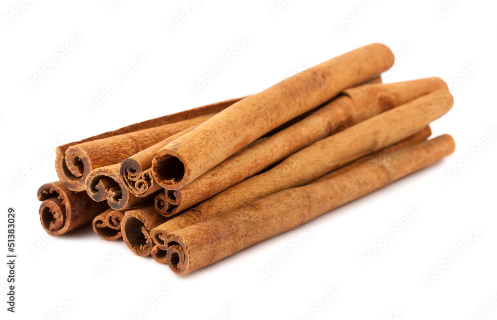 Brown cinnamon sticks