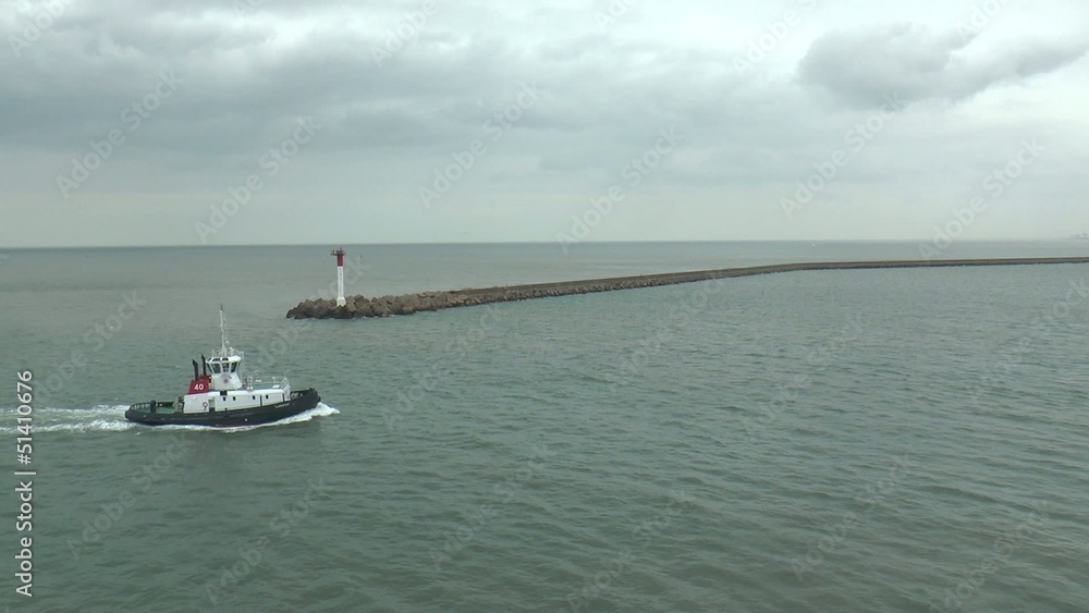 remorqueur dans le ort ouest dunkerque remorqueur dans le ort ouest dunkerque