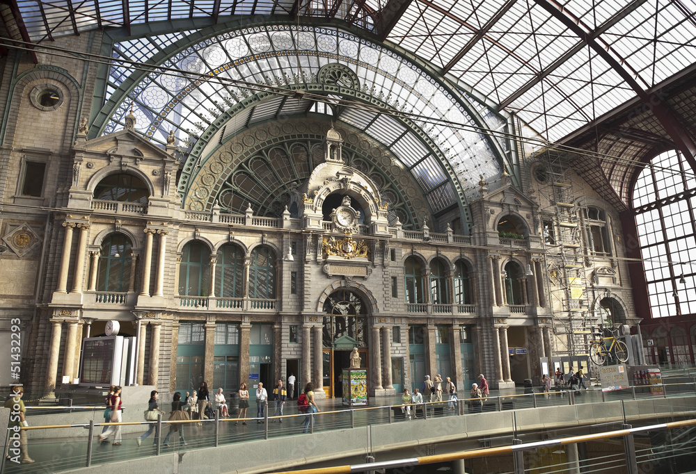 Antwerpen station