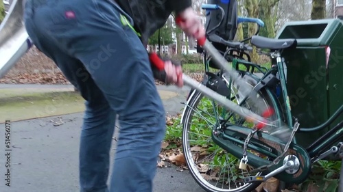 Bicycle thief