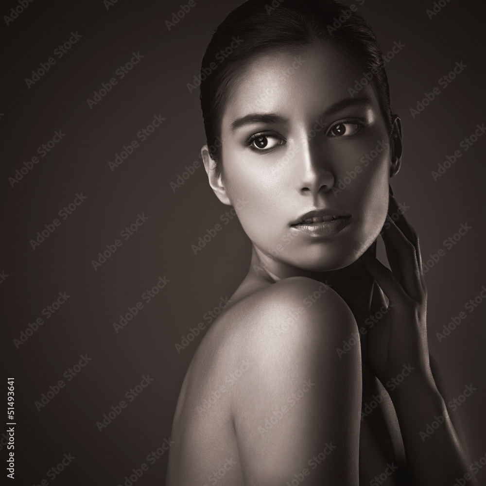 Fototapeta premium Black and White Beauty