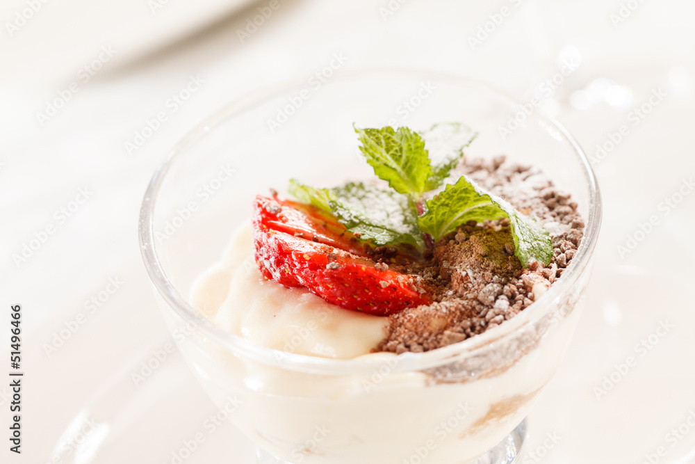 Tiramisu with strawberry Tiramisu with strawberry