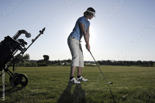 Sport: Golfing serie on court