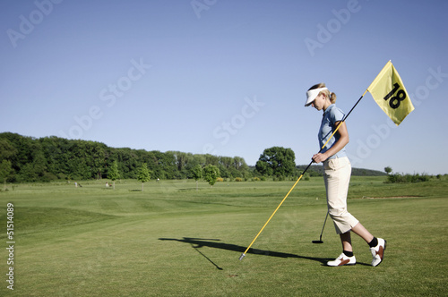 Sport: Golfing serie on court