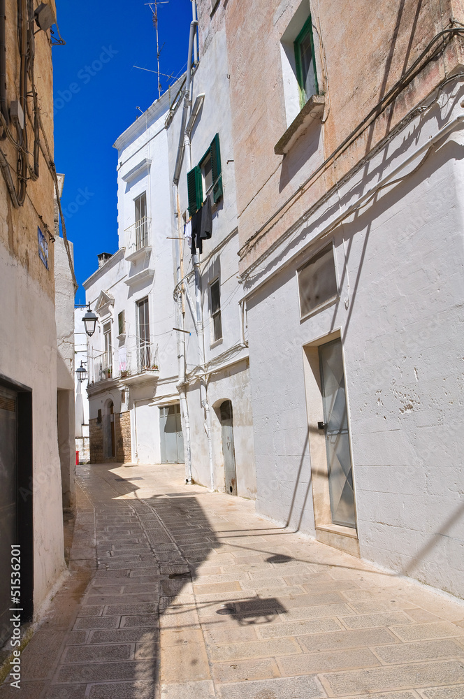 Alleyway. Castellaneta. Puglia. Italy.