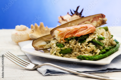 light risotto with asparagus, razor shell and prawn